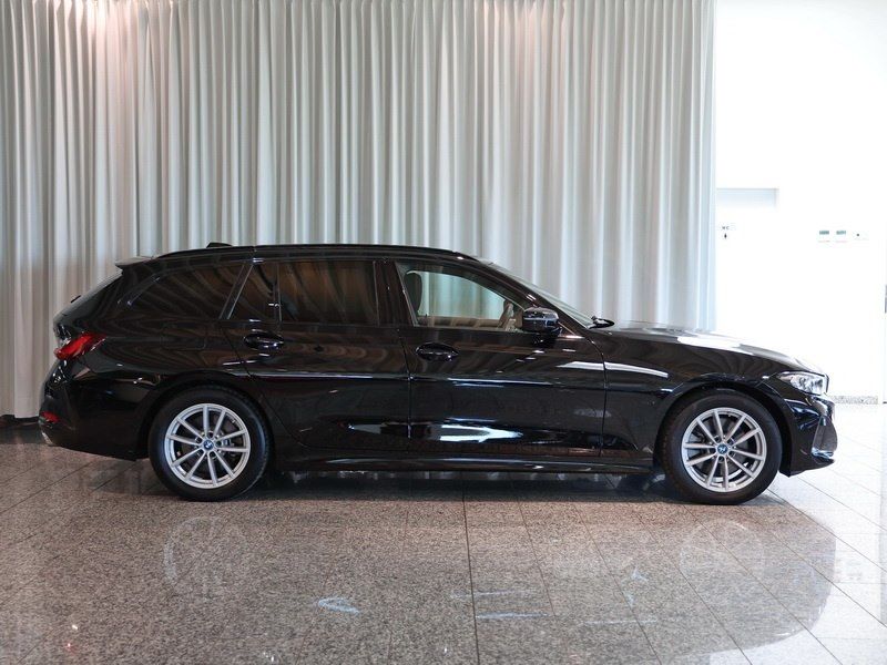 BMW 320e Tour. 17Zoll Pano. RFK LED imagem 2