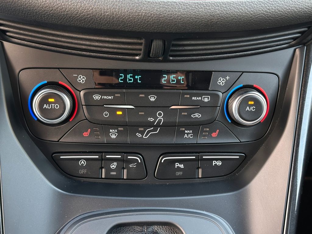 Ford Kuga 2.0 EcoBoost 4x4 ST-Line *ACC*Xenon*beh.Len