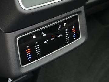 2024 AUDI Q8 E-TRON — миниатюра 16