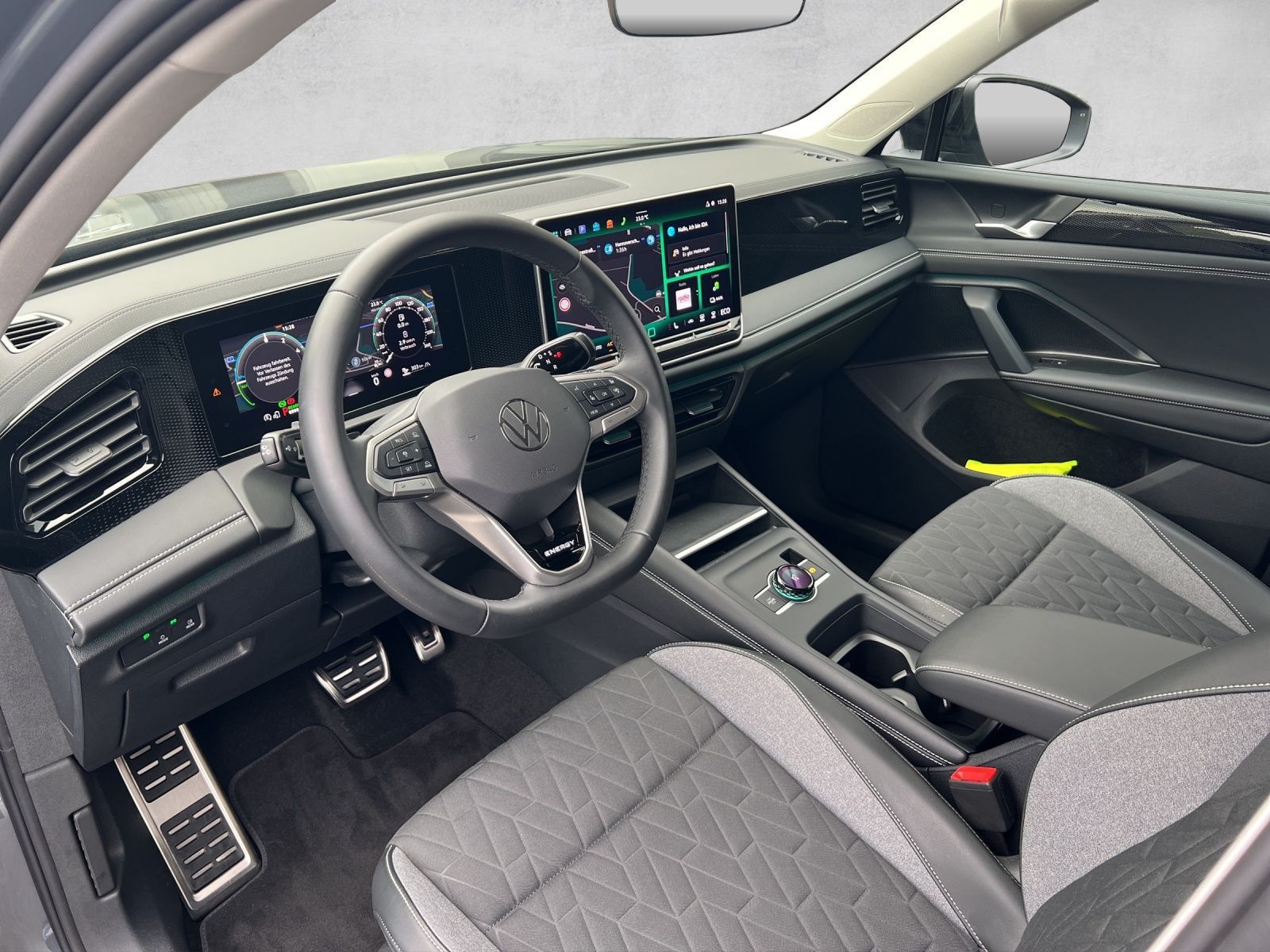 Tiguan Energy 1.5 TSI eHybrid DSG AHK*Navi*ACC