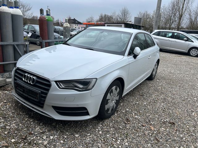 Audi A3 ambition ultra Automatik LED Navi Winterpaket