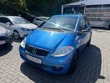 Mercedes-Benz A 170 5-türig*KLIMA*SHZ*PDC - blaue Mercedes-Benz A 170