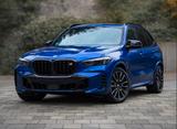 BMW X5 M60i PANORAMA LED SHADOW LINE - BMW: Blau, Ambiente-Beleuchtung