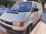 Volkswagen T4 TRANSPORTER - Volkswagen aus 2000: Transporter