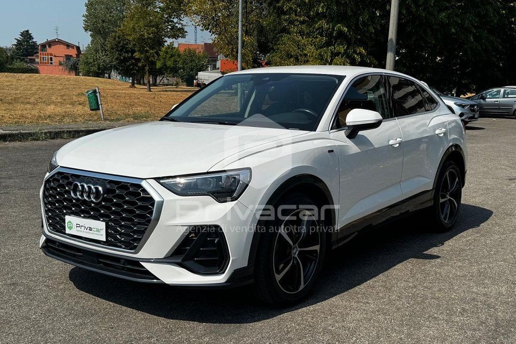 Image of Audi Q3