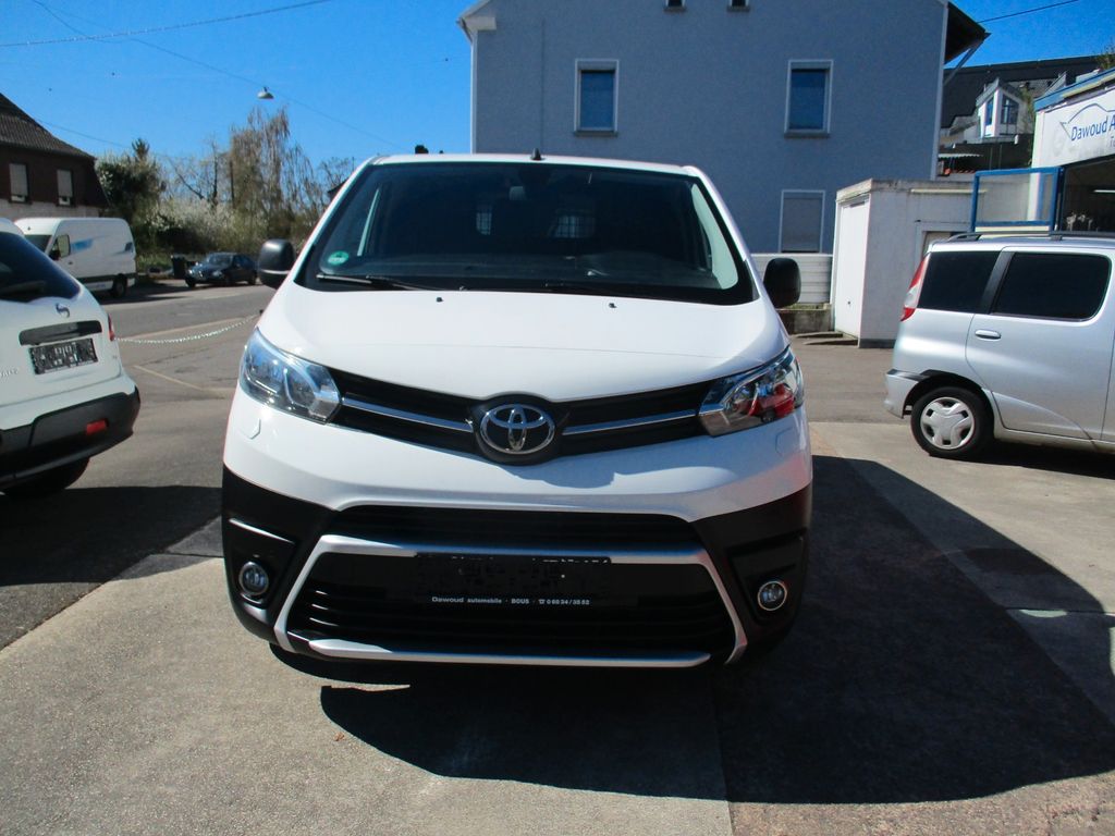 Toyota Proace (Verso)