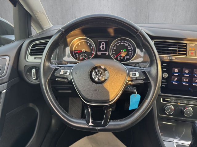 Golf VII Variant 1.5 TSI Comfortline Bluetooth