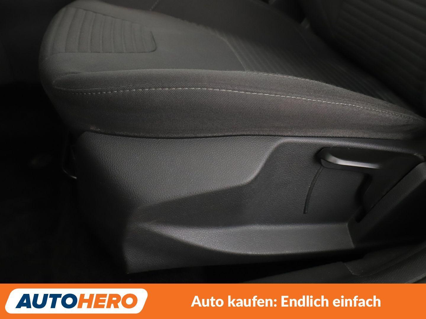 Ford Focus 1.5 EcoBoost Titanium Aut.*TEMPO*PDC*SHZ*