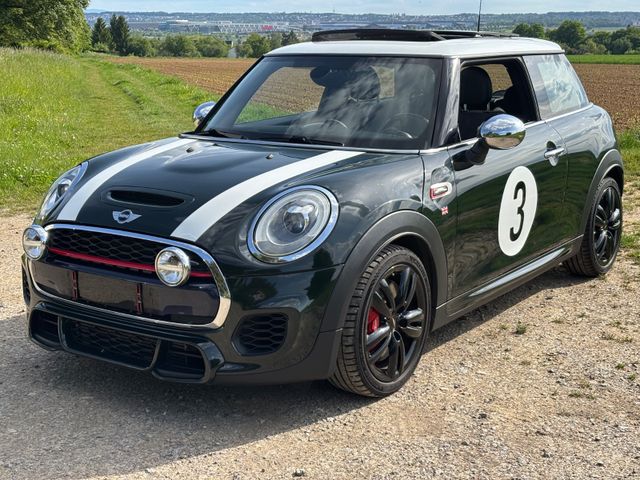 MINI JOHN_COOPER_WORKS