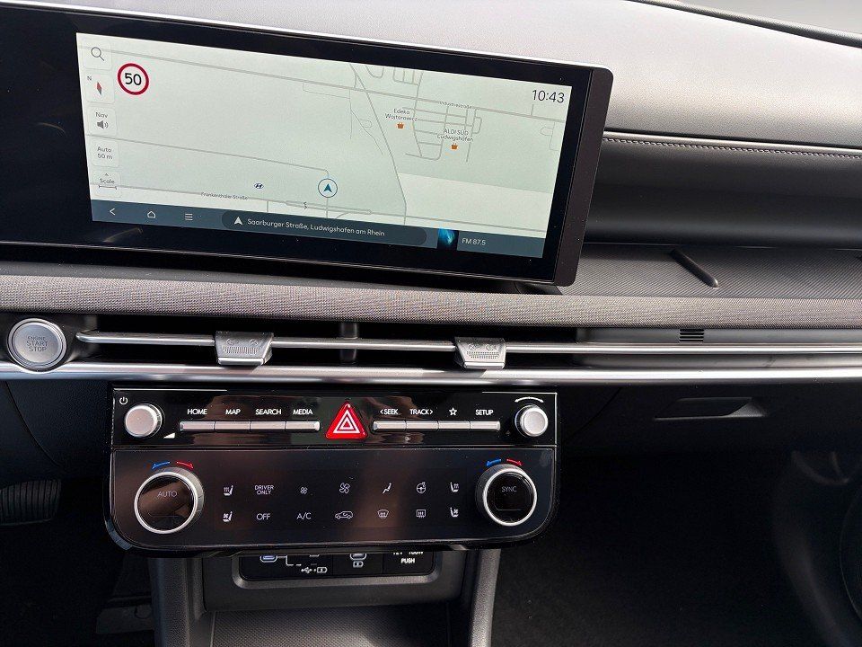 Fahrzeugabbildung Hyundai TUCSON Hybrid Prime Assistenz-Paket