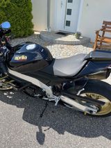 Aprilia RSV 4 Factory,Tüv Neu,erste Hand,unfallfrei,Dark - APRILIA RSV