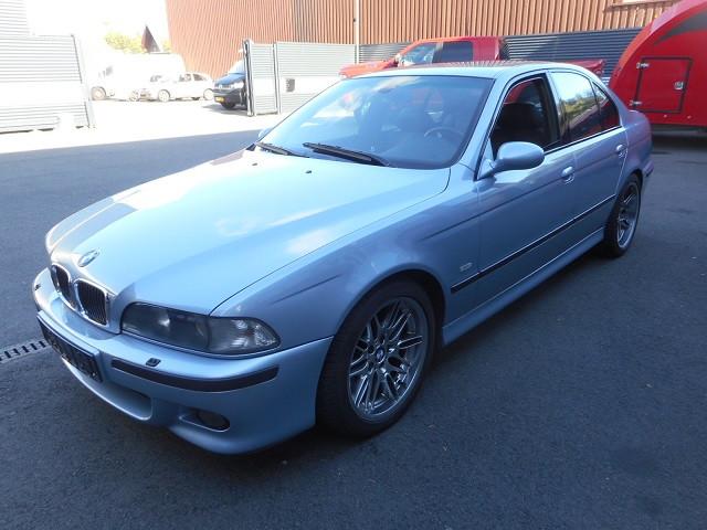 BMW 1999 BMW M5 89.000 km