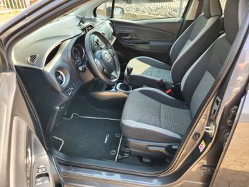 Toyota Yaris - 8