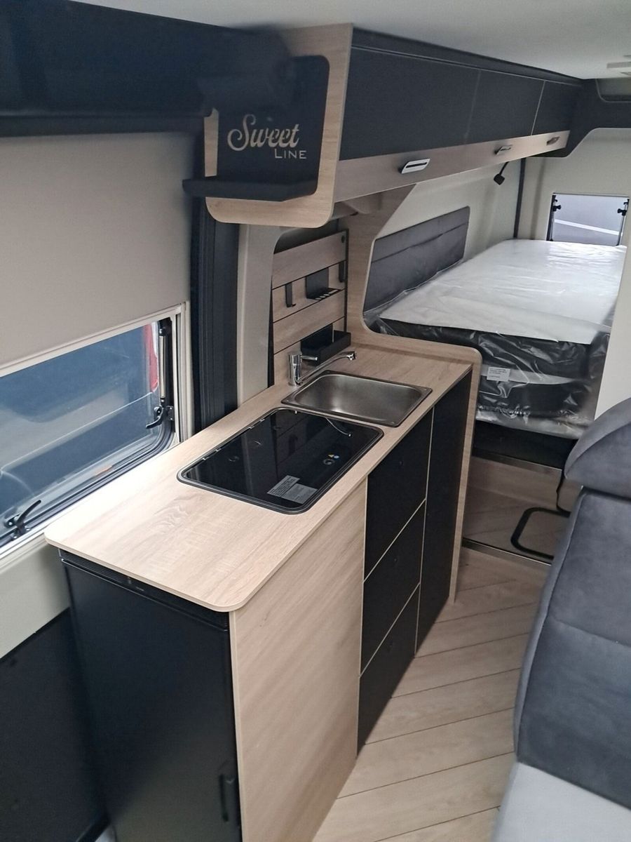 Fahrzeugabbildung Chausson Van Sweet Line V697 Solar, Rückfahrkamera, Marki
