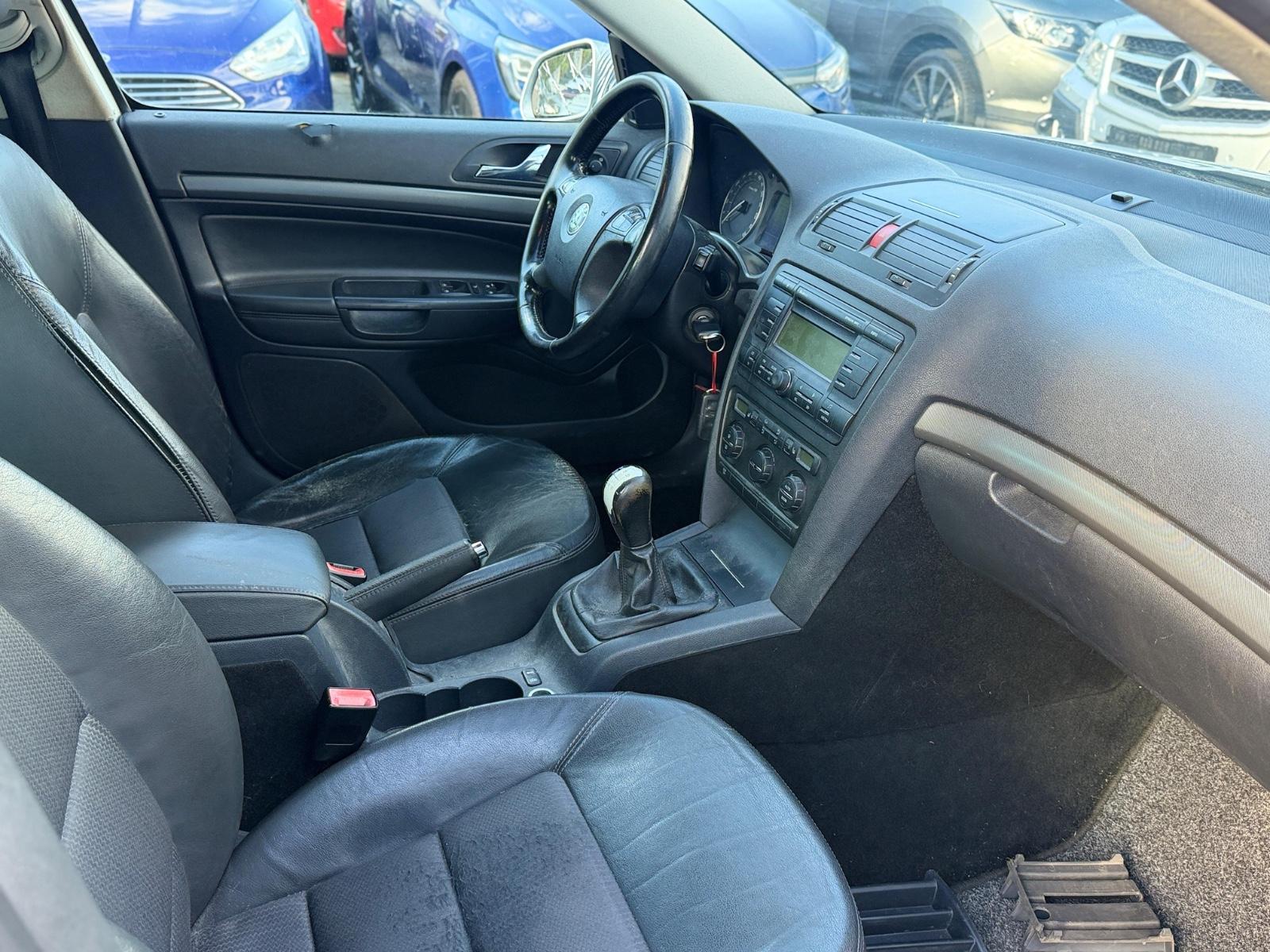 Skoda Octavia 2007 — photo 8