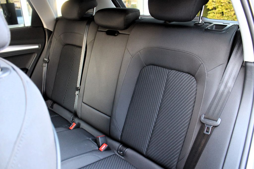 AUDI Q5 40 TDI/MAGNETIC RIDE/MATRIX/ADVANCED AUDI Q5 40 TDI/MAGNETIC RIDE/MATRIX/ADVANCED