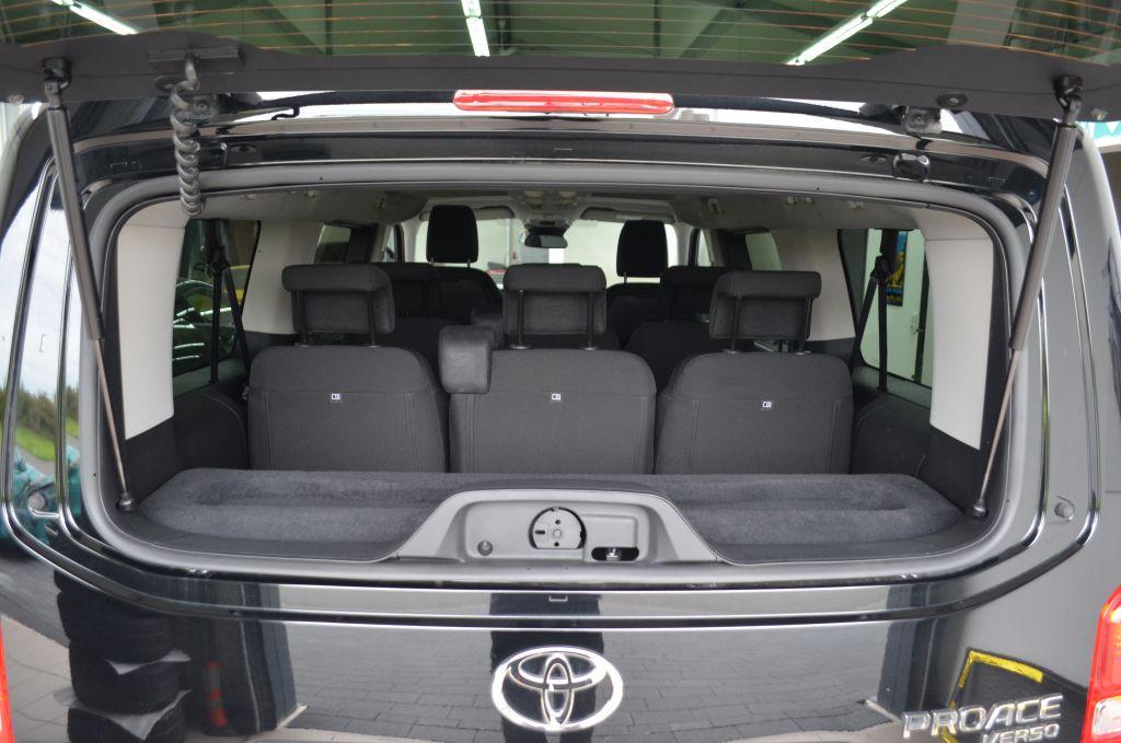 Toyota Proace 2,0-l-D-4D L2 (8-Si.) Autm. Verso Team De