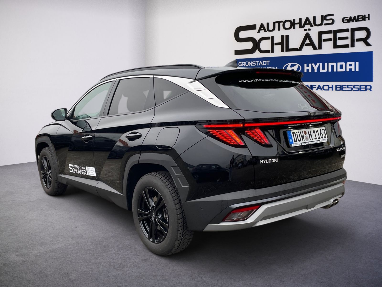 Fahrzeugabbildung Hyundai TUCSON 1.6 T-GDI Prime Hybrid 4WD Assi PanoDach