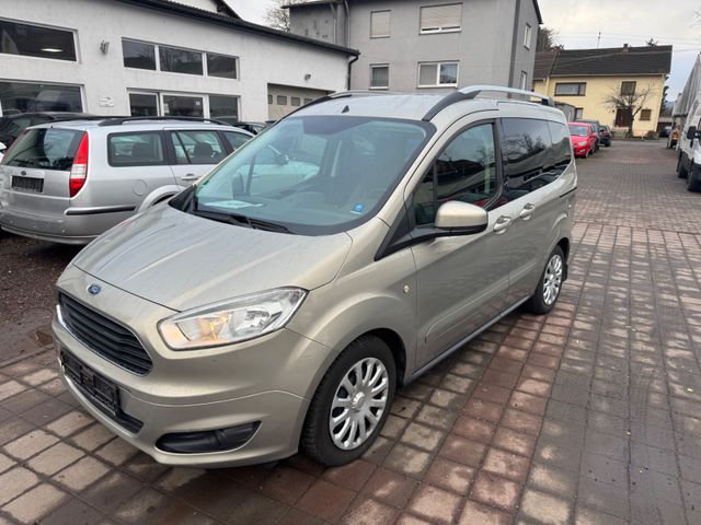 Ford Tourneo Courier Titanium "Navi/Rückfahrkamera"E6