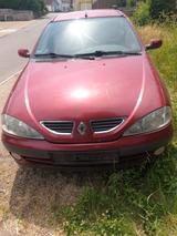 Renault Megane Grandtour Privilege 1.4 16V Expression - Renault Megane aus 2001: Grandtour