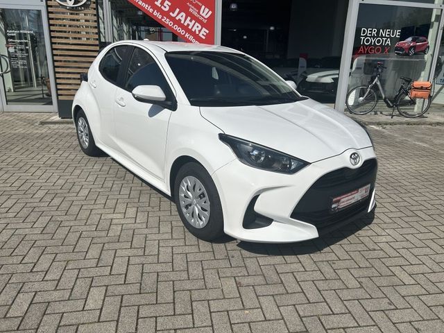 Toyota Yaris Hybrid 116 Business Navi ACC Apple CarPlay