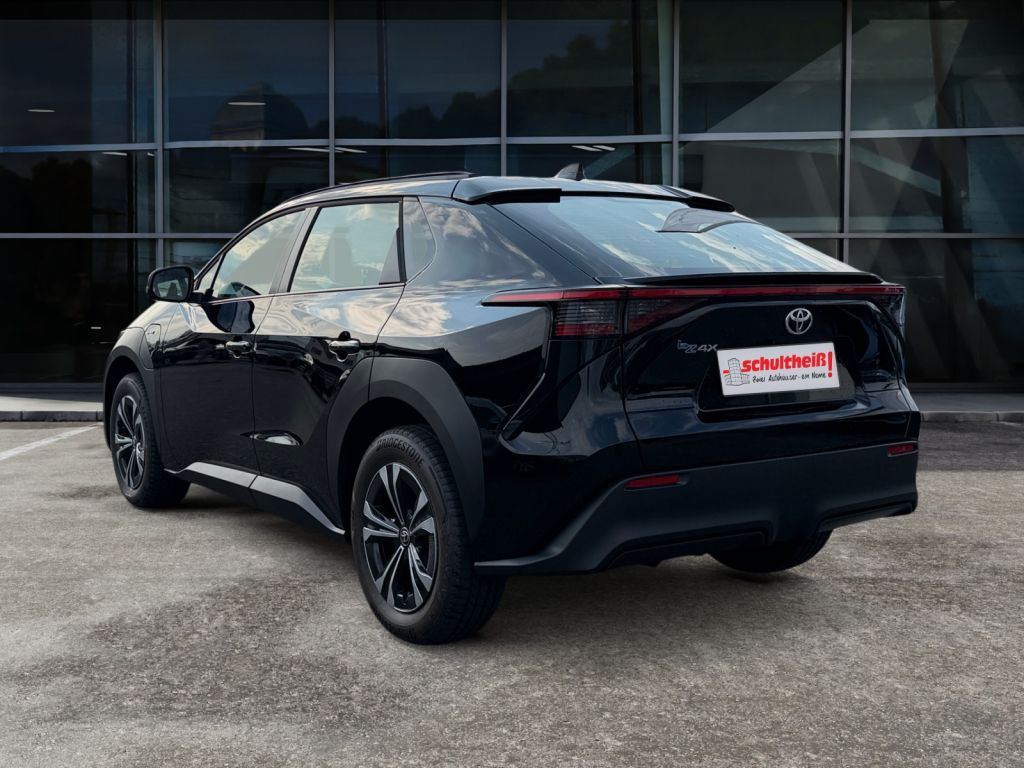 Fahrzeugabbildung Toyota bZ4X Comfort