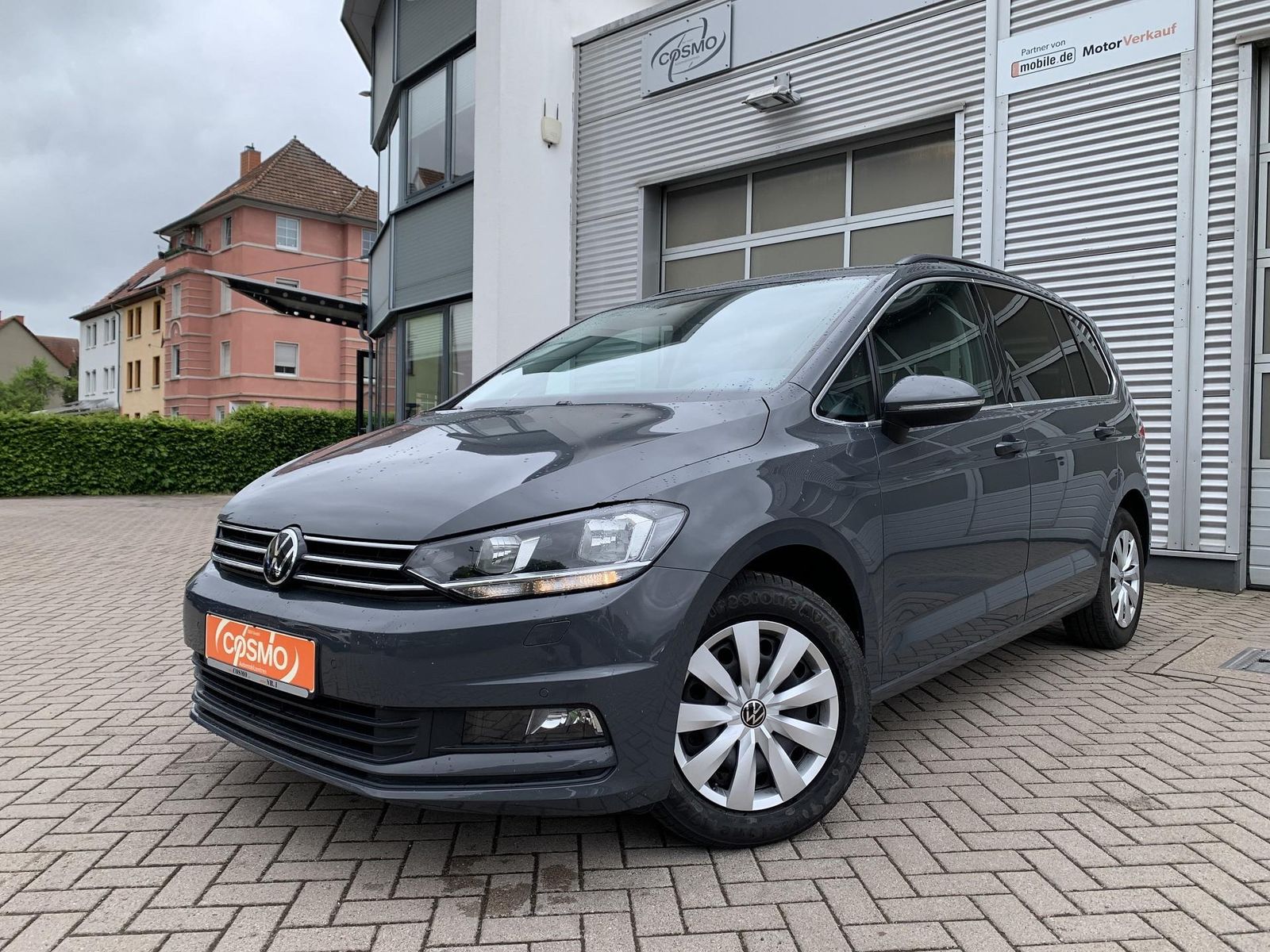 Volkswagen Touran 1.5TSI DSG 7-Sitzer