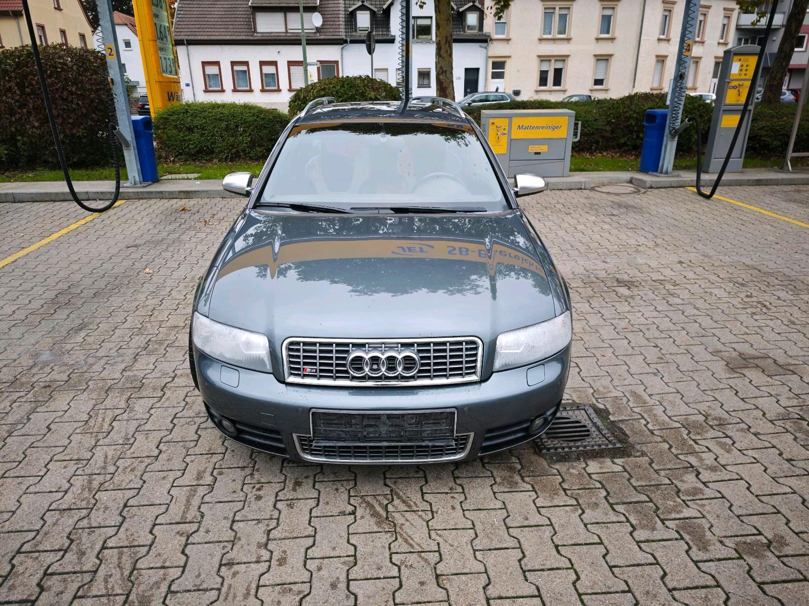 Audi  2004 — photo 13