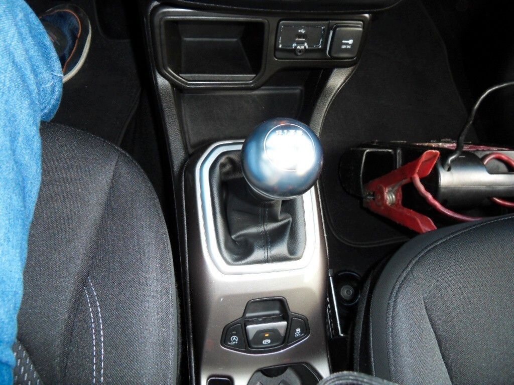 Jeep Renegade 1.6 Mjt 130 CV Limited imagem 3