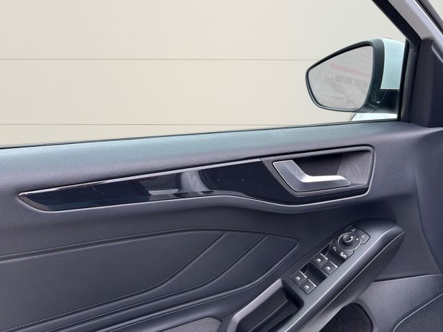 Ford Focus Turnier ST-Line X ACC+Kamera+Pano+LED+Navi
