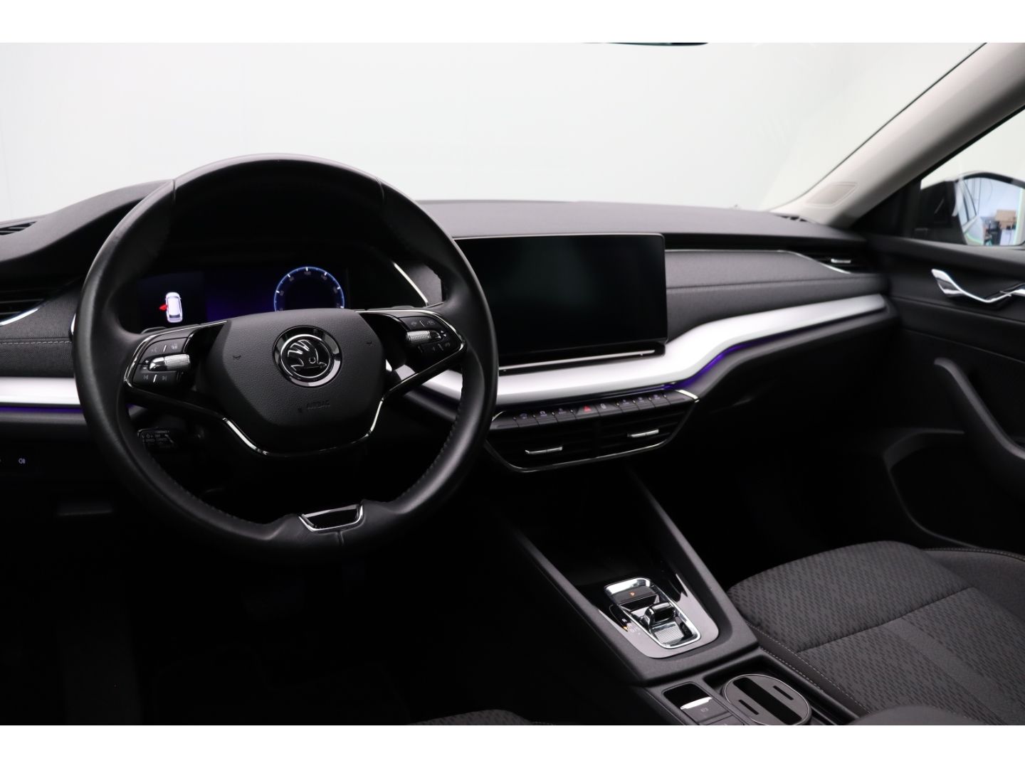 Fahrzeugabbildung SKODA Octavia Combi First Edition ACC 3-Zonen-Klimaa