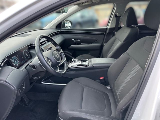 Fahrzeugabbildung Hyundai Tucson Trend Plug-In Hybrid 4WD Assistenz-Paket+