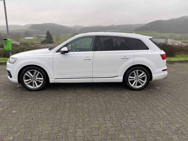 Audi Q7 3.0 TDI quattro tiptronic -