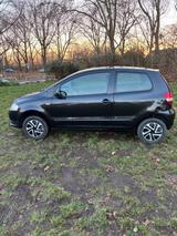 Volkswagen VW Fox 1,4, Klima, elektr.Fenster, Servol.... - Volkswagen Fox in Düsseldorf