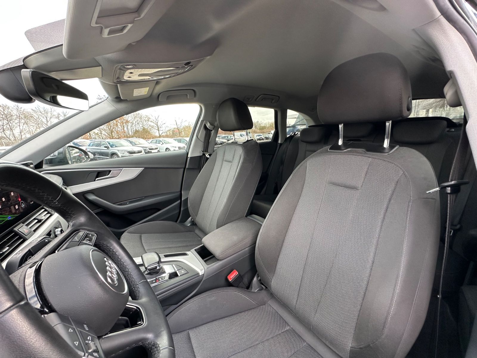 Audi A4 Avant 40 TDI S-LINE*NAVI*LED*AHK* foto 18