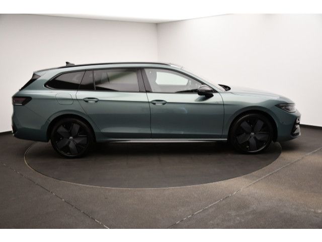 Volkswagen Passat Variant - Bild 21