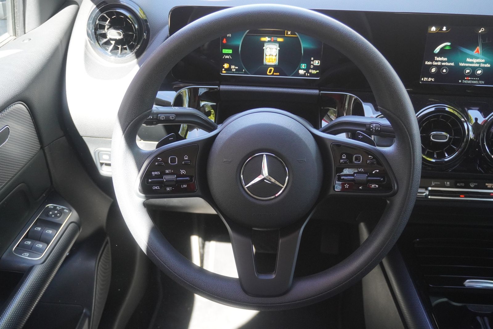 Mercedes-Benz B250 e Style AUTOMATIK LED NAVI SPUR TOTW T-LEDE foto 16