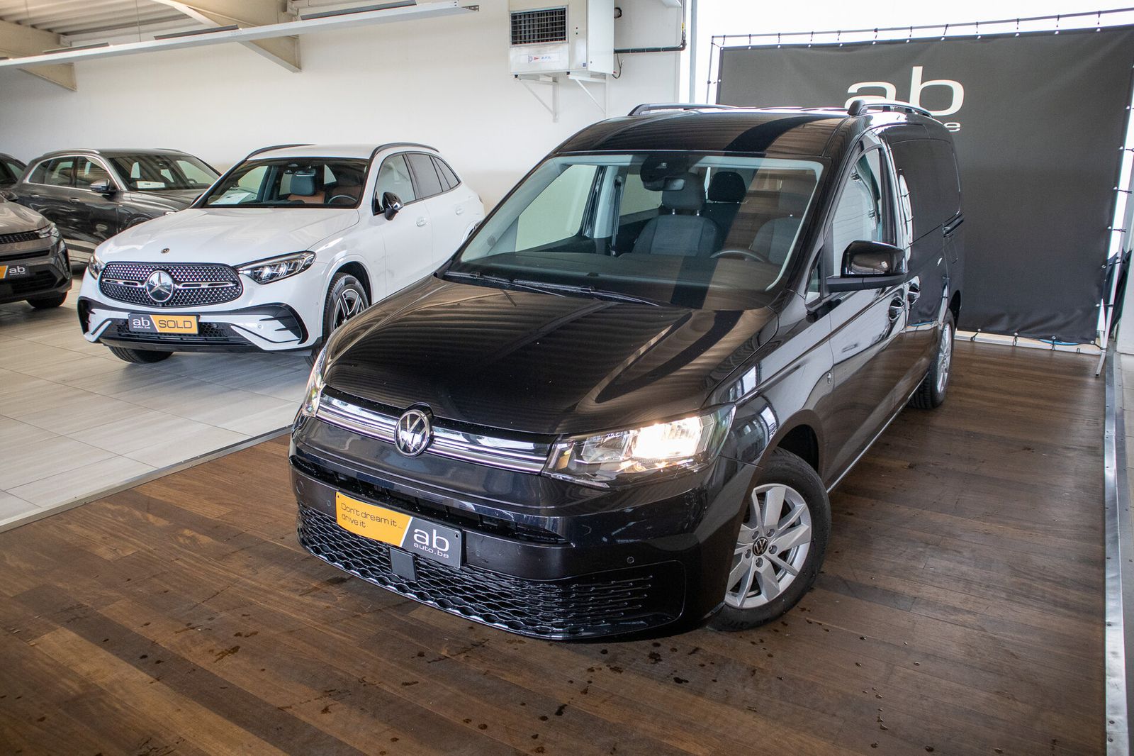 Volkswagen Caddy 1.5 TSI Business DSG, 7 ZIT, CARPLAY, ZETE imagem 2