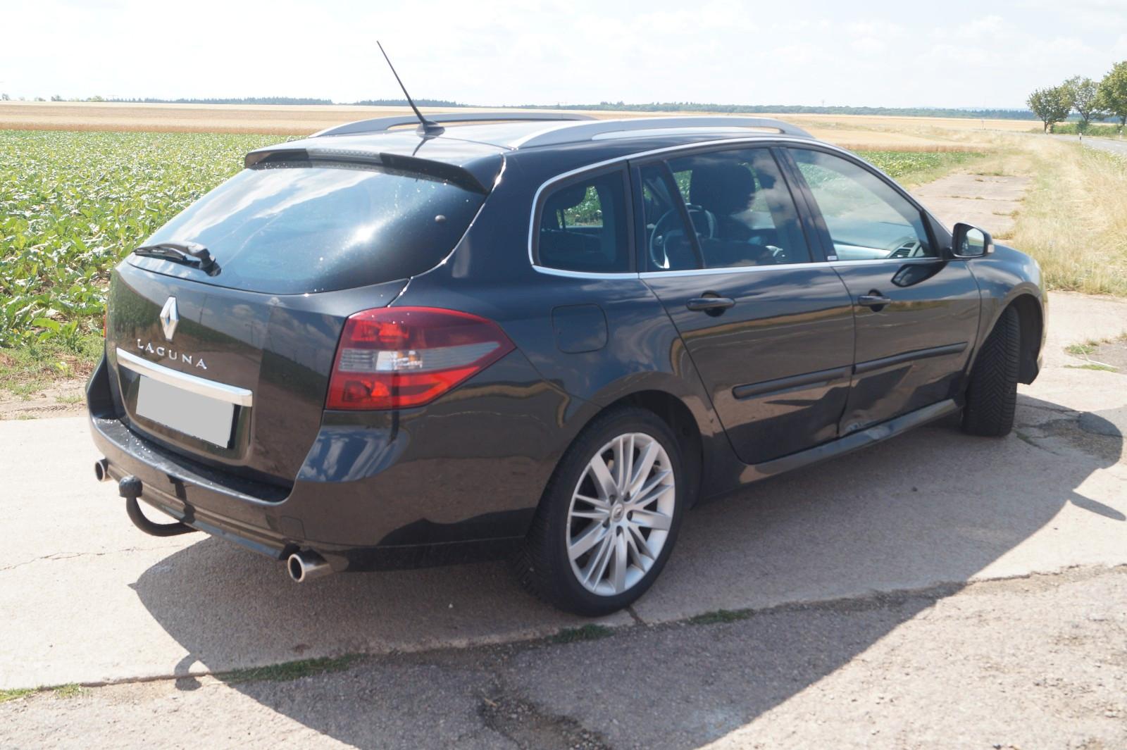 Renault Laguna 2010 — photo 5