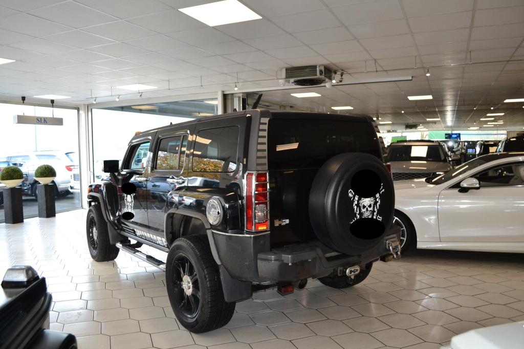 Hummer H3