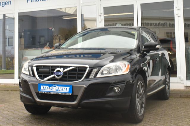 Volvo XC 60 XC60 Momentum AWD AHK 8 x Räder ACC Totw.