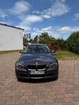 BMW 325i xDrive - - BMW 325 aus 2008: 325i