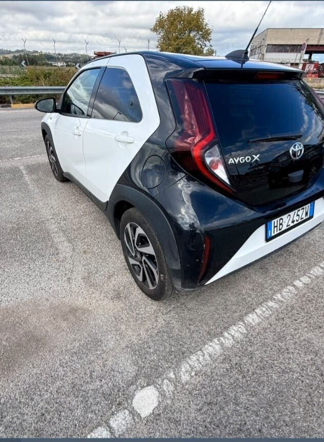 Other Toyota Aygo X 1.0 VVT-i 72 CV 5 porte Lounge S-C imagem 3