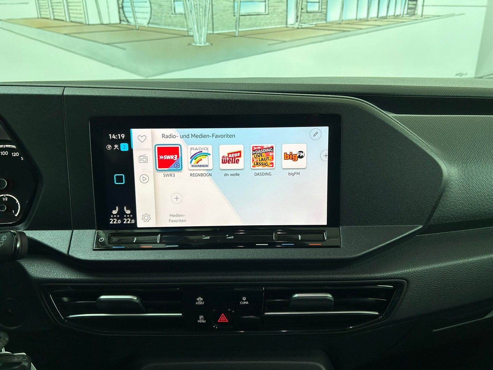 Fahrzeugabbildung Volkswagen Caddy Kombi Life 1,5 TSI +Designpaket+AppConnect