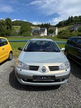 Renault Megane Confort Privilege 1.6 16V - Renault Megane: Privilege