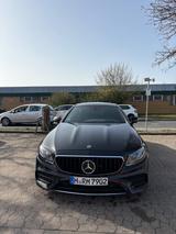 Mercedes-Benz E 300 Autom. - - Mercedes-Benz E 300: Coupe