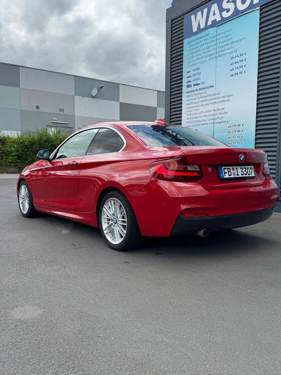 BMW 218