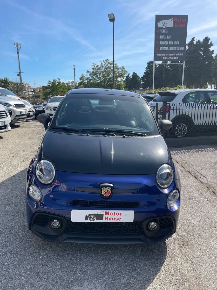 Abarth 595 1.4 Turbo T-Jet 165 CV Monster Energy imagem 3