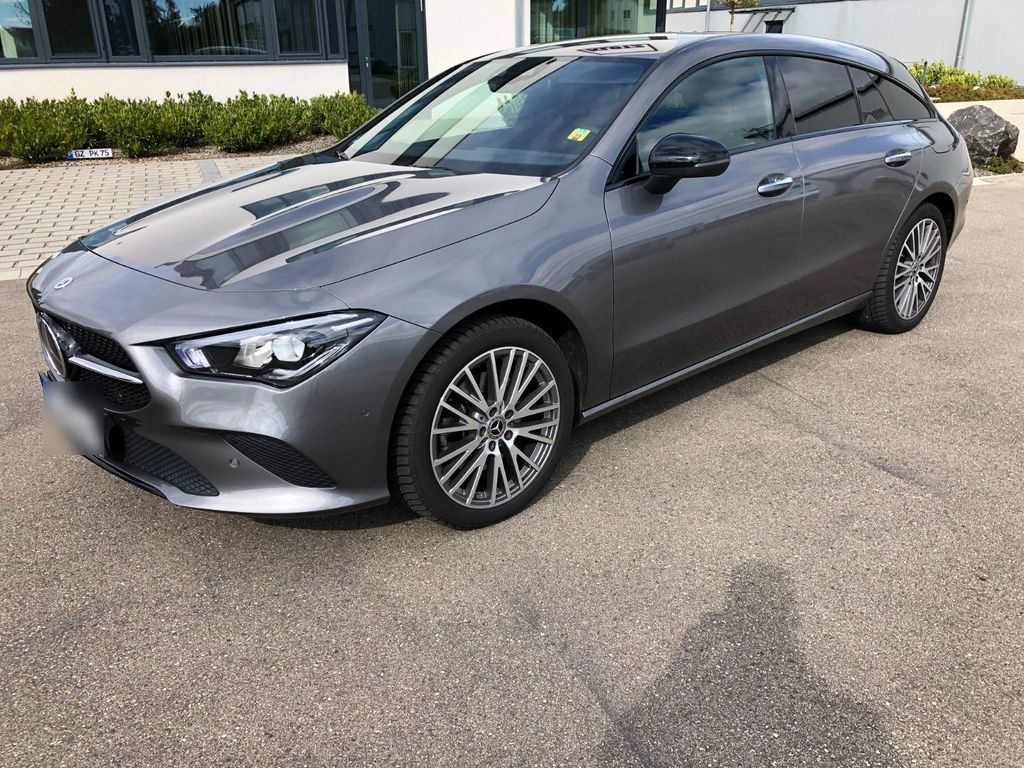 Image of Mercedes-Benz CLA 220 Shooting Brake