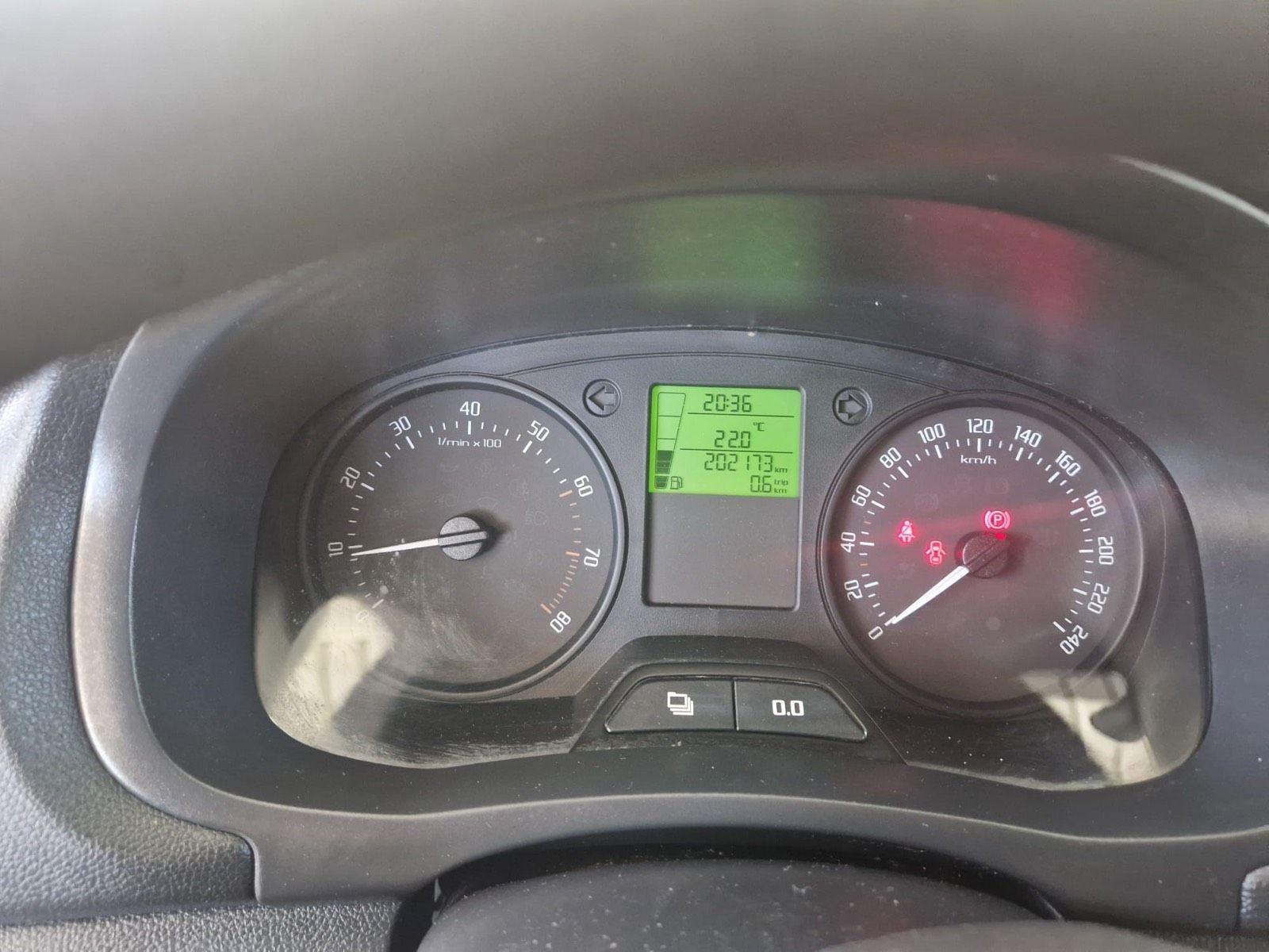 Skoda Fabia 2012 — photo 12